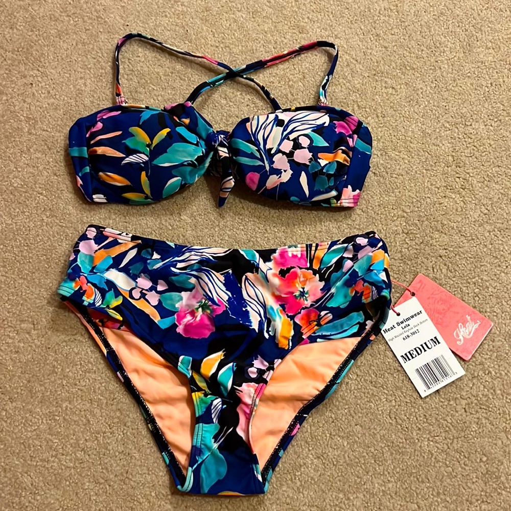 Brand - Heat swimwear. Size - Medium. Color - Navy blue, peach, pink, green